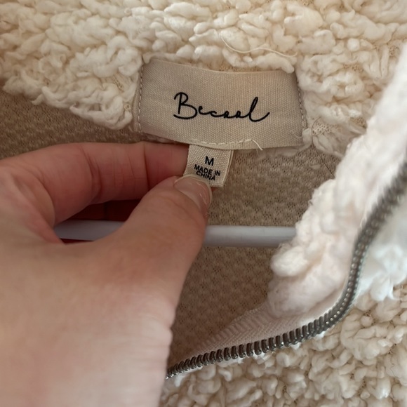 Jenny Boston Sherpa pullover quarter zip - Picture 2 of 2